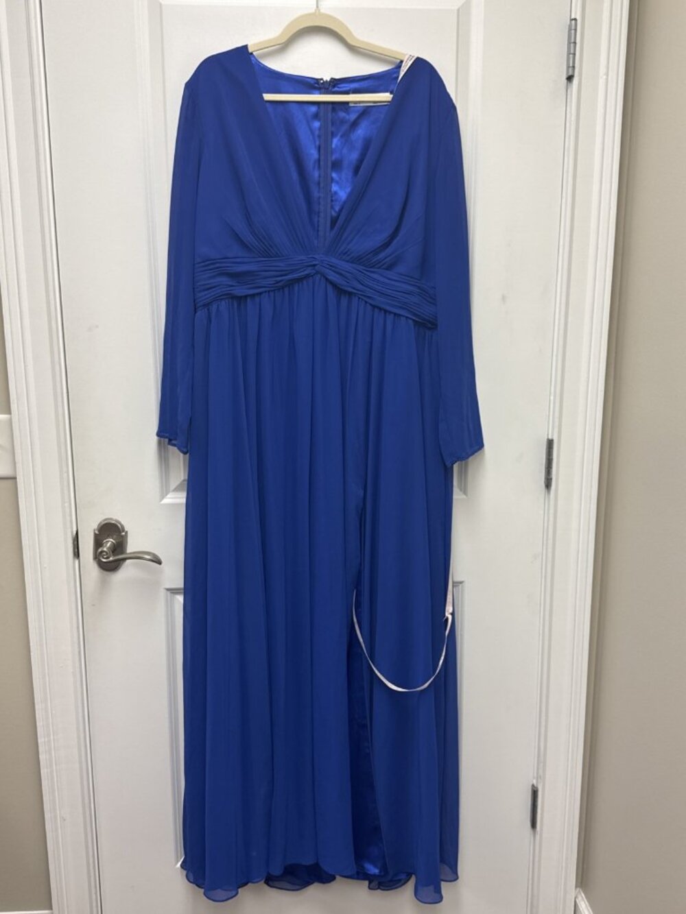 Mac Duggal Size 16 Blue 55680 V-Neck Front Twist Long Sleeve Maxi Gown Dress - Picture 4 of 9